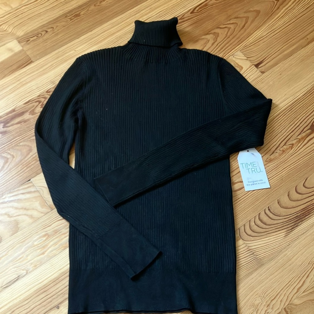 NWT, Small Black Ribbed Turtleneck